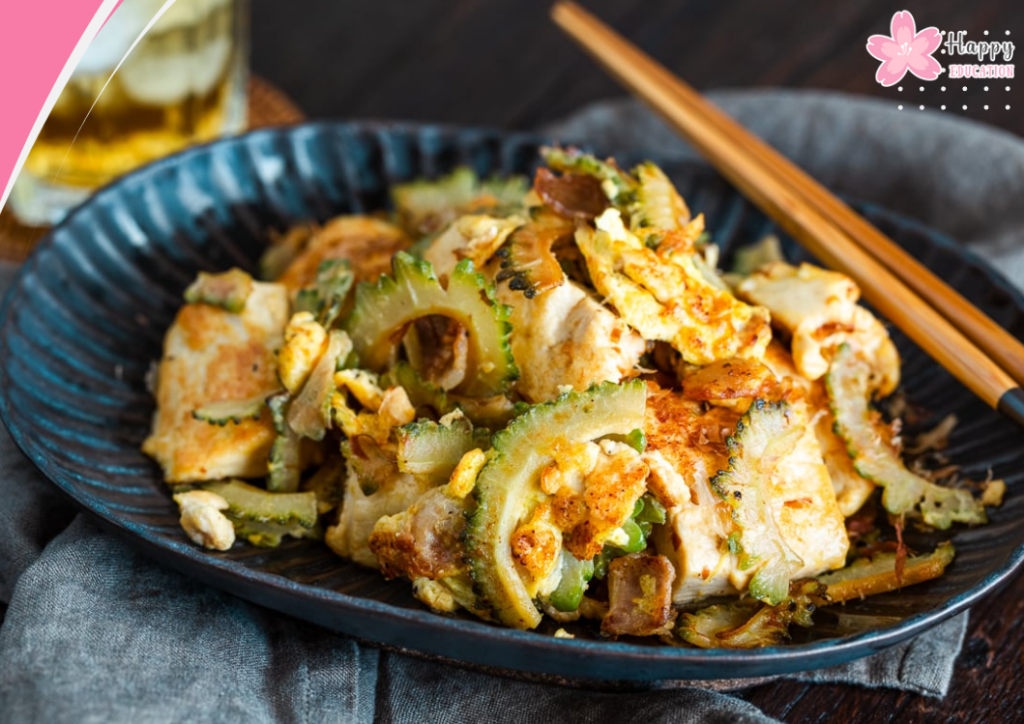 Món ăn tiêu biểu Goya Champuru của Okinawa